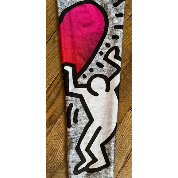 Terez x Keith Haring Uplifted Heart Heather Gray Leggings, Size S - Picture 5 of 7